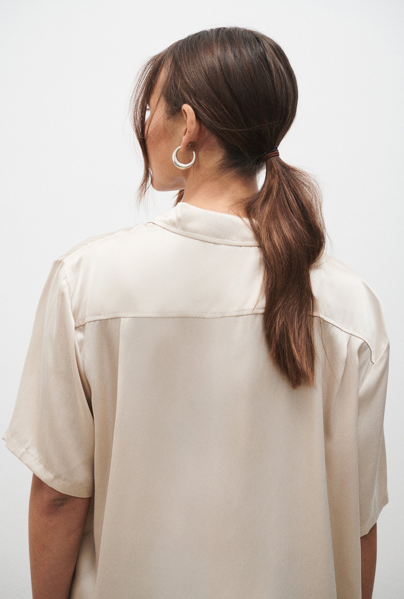 SHORT SLEEVE BOYFRIEND SHIRT 2.0 HAZELNUT