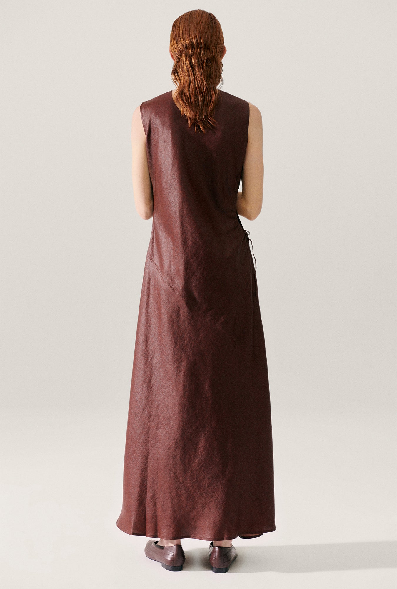 MUD SILK KEYHOLE DRESS IRON