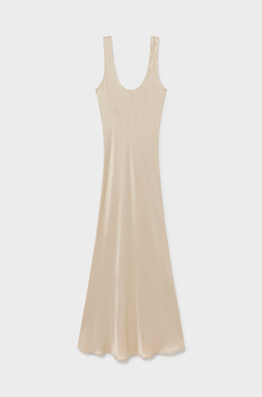 SCOOP NECK DRESS HAZELNUT